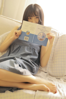 16位美女厕所撒尿偷拍视频